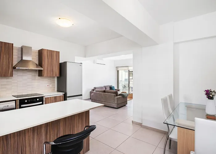 Downown With 2 Bedrooms Appartement Larnaca