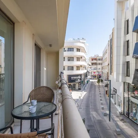 Downtown With 2 Bedrooms * Larnaka